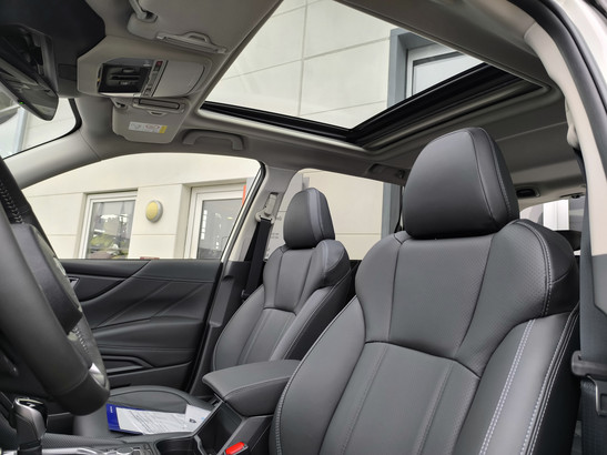 Subaru Forester Sonderedition 2.0ie EDITION BLACK PLATINUM